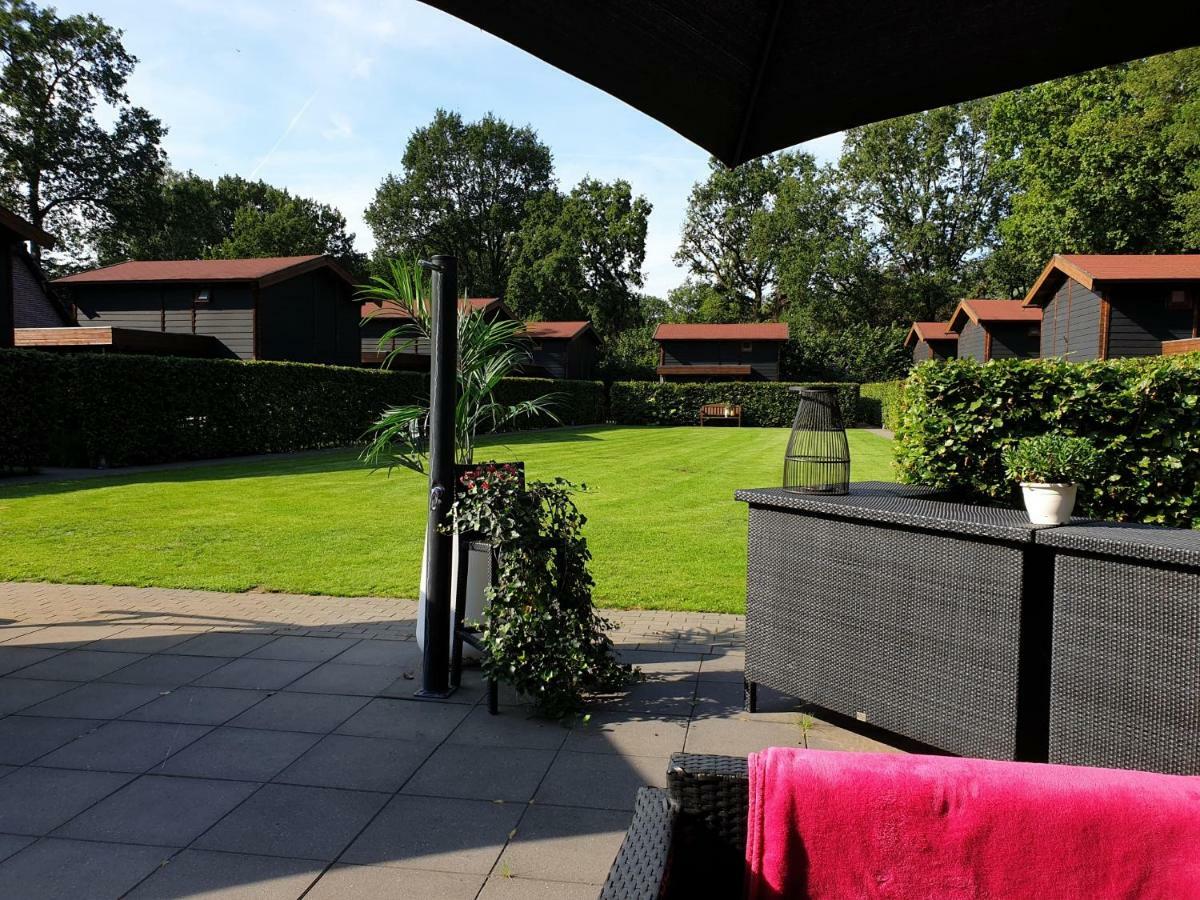 Hôtel De Eikensingel à Uddel Extérieur photo